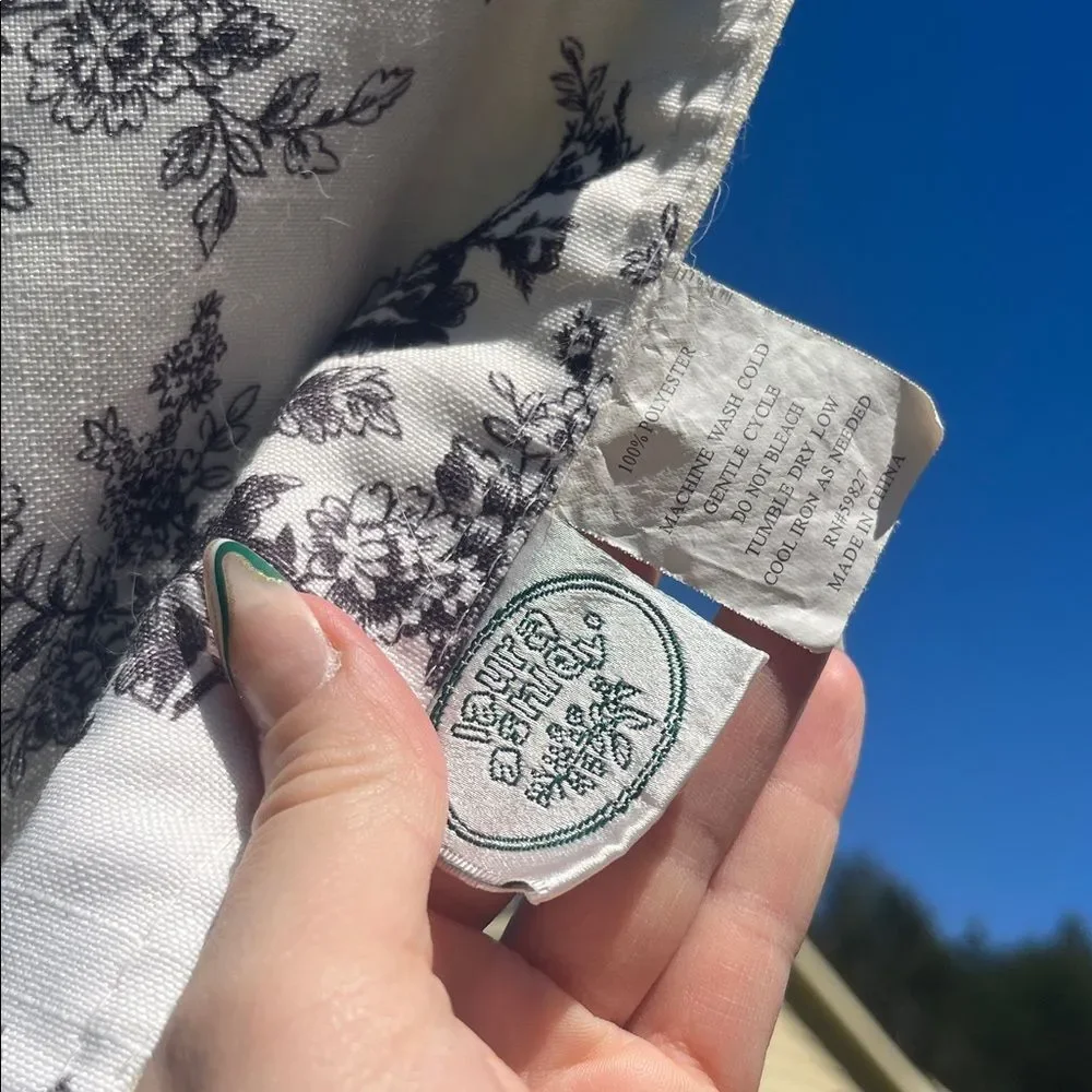 Vintage Laura Ashley Floral Toile Table Runner Cream Color Home Dining Decor